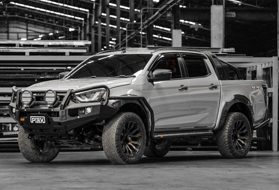 PIAK Elite 3-Loop Winch Bar Isuzu D-Max 07/2020-10/2023 (Black Recovery Points & Bash Plate)