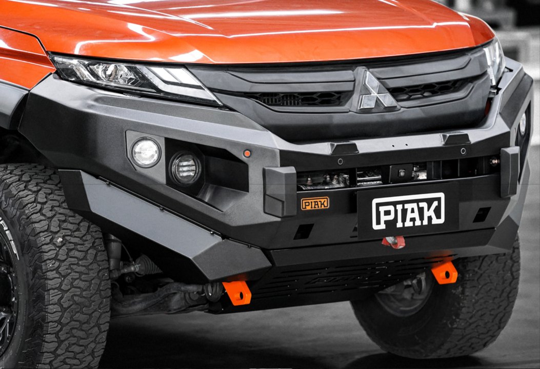 PIAK Elite Non Loop Winch Bar Mitsubishi Triton 2019+ (Orange & Black)