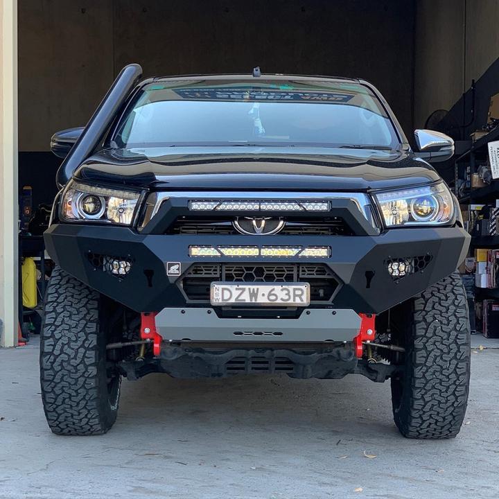Offroad Animal  Predator Bull bar, Suitable for Toyota Hilux N80, 2015 -2020