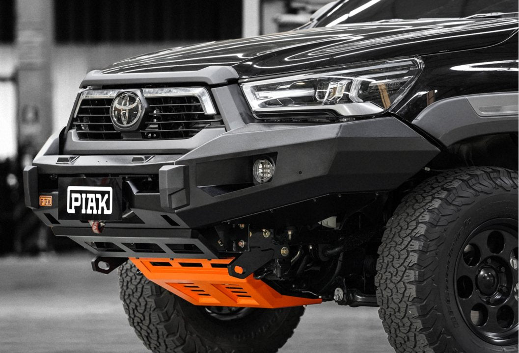 PIAK Elite Non Loop Winch Bar Toyota Hilux 2020+ (Black & Orange)