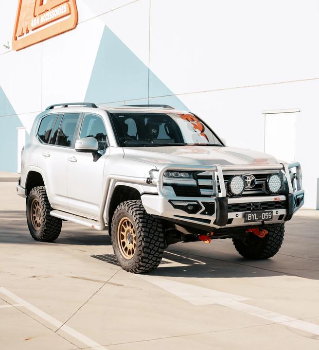 Land Cruiser 300 Series 2022-On - MCC Rated Recovery Points