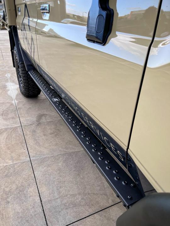Offroad Animal  Rock Sliders with Brush Rails, suitable for Toyota Land Cruiser 79 and 78 Series Dual Cab, 2007 to current