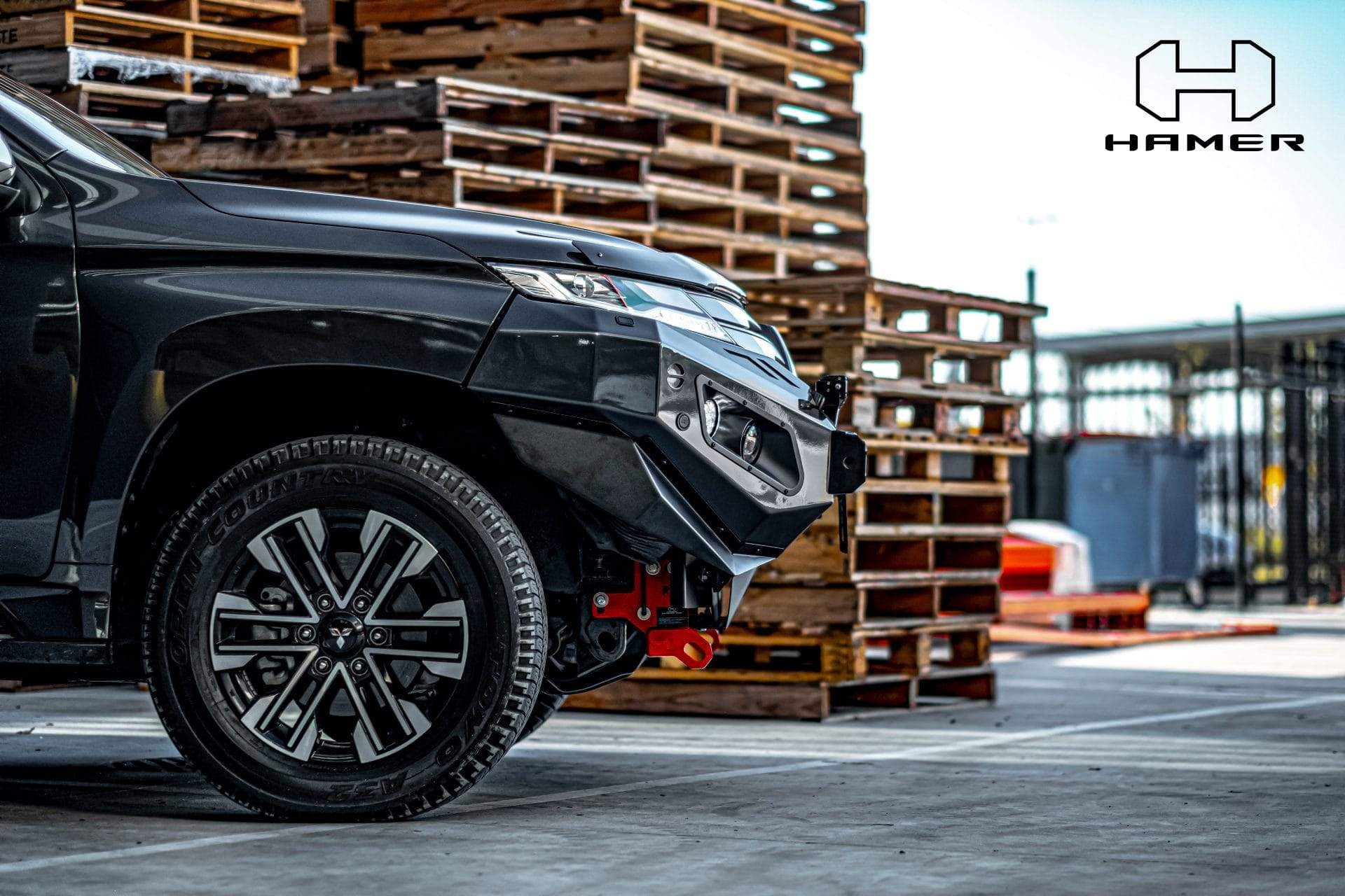 HAMER MITSUBISHI PAJERO SPORT QF 2020-Present BULL BAR King Series (Incl. Rated Recovery Points)