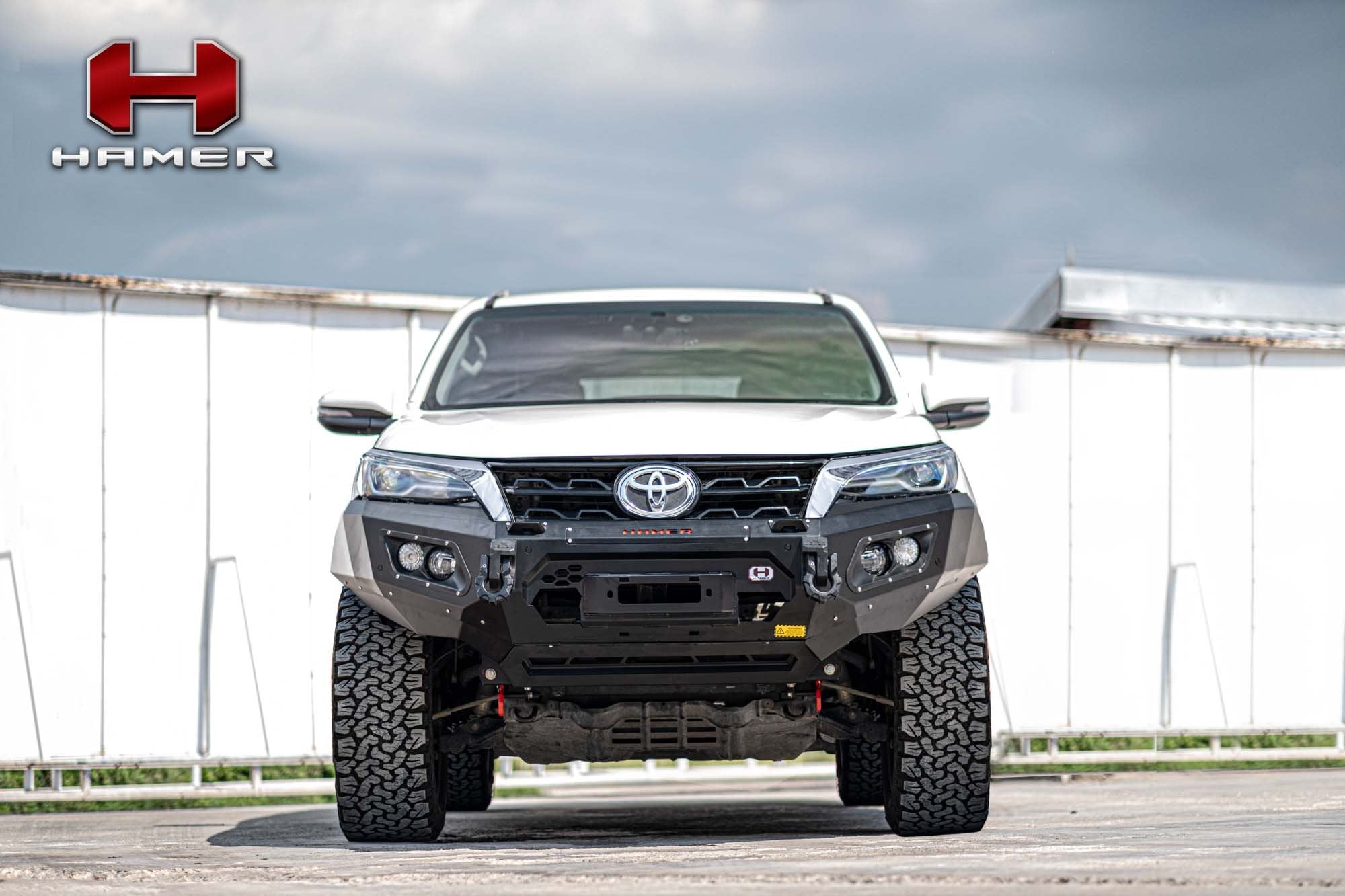 HAMER TOYOTA FORTUNER 2020-Present BULL BAR King Series (Incl. Rated Recovery Points)
