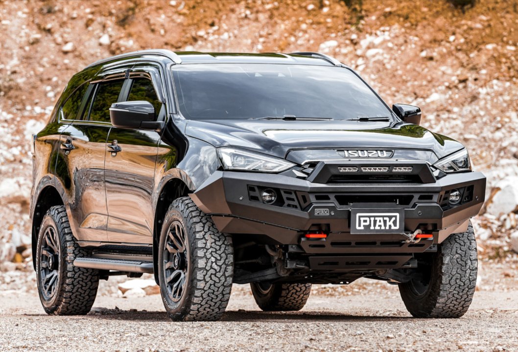 PIAK Genesis Bar Isuzu Mu-X 2021+ (Orange & Black)