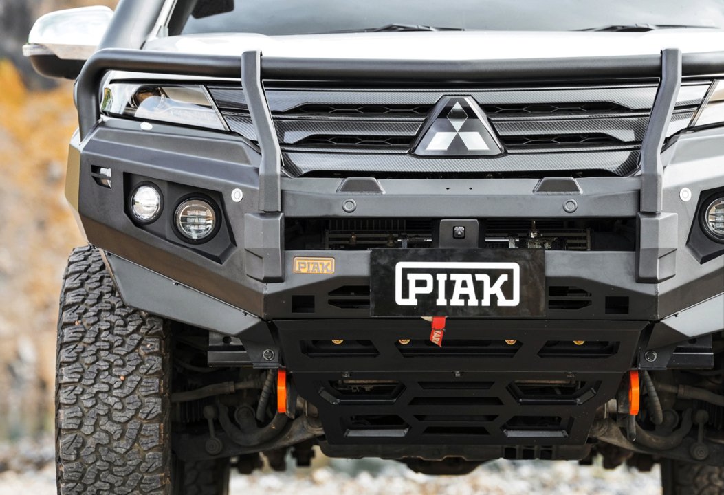 PIAK Elite 3-Loop Winch Bar Mitsubishi Pajero Sport 2020+ (Orange & Black)