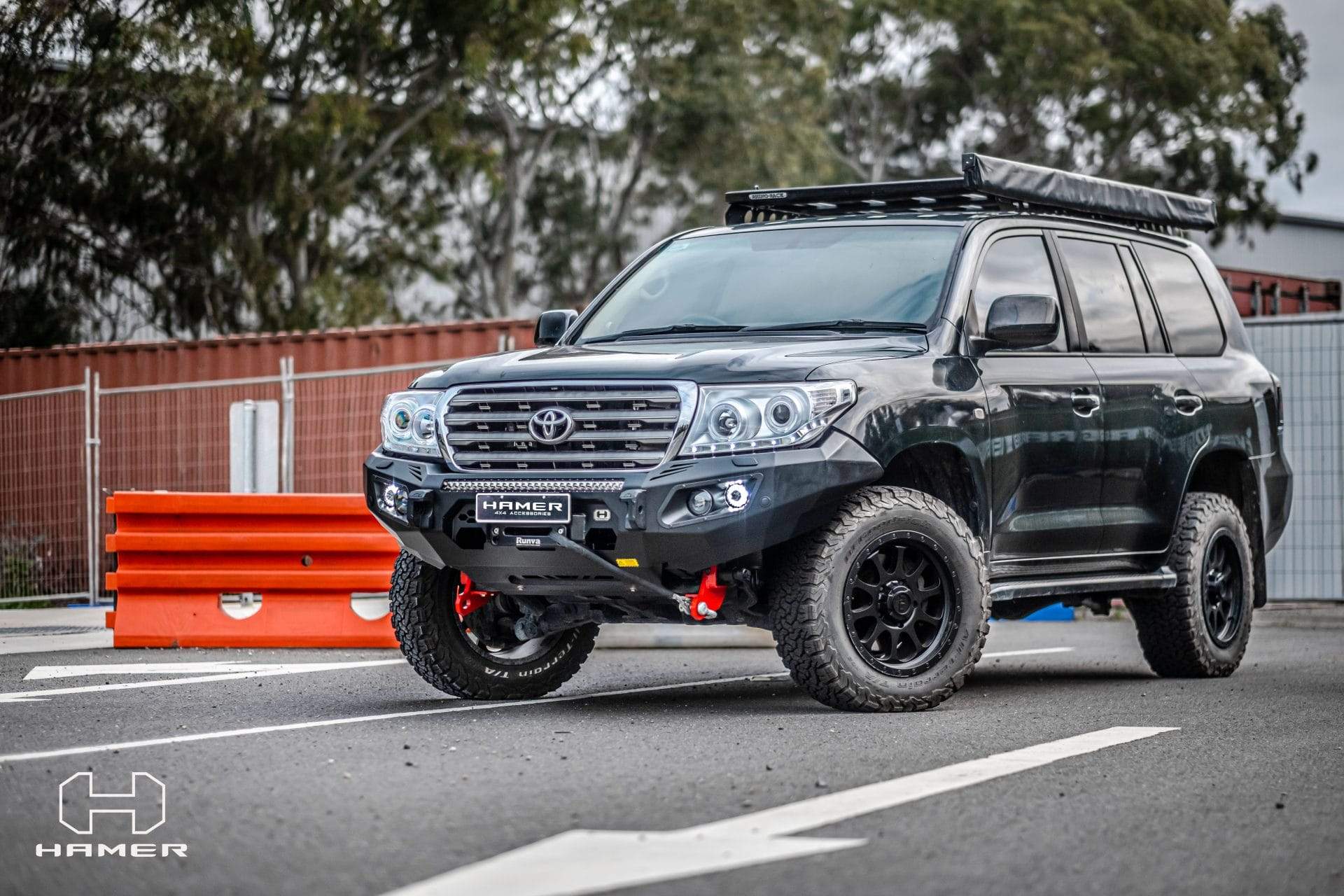 HAMER TOYOTA LANDCRUISER 200 SERIES 2010-2015 BULL BAR King Series (Incl. Rated Recovery Points)