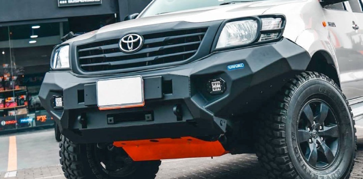 Rival 4x4 Front Bar Toyota Hilux 2011-2015