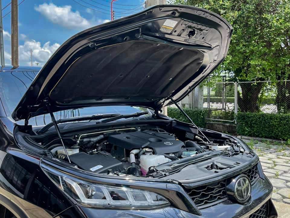 BONNET STRUTS TOYOTA HILUX 2015-ON / TOYOTA FORTUNER 2015-ON