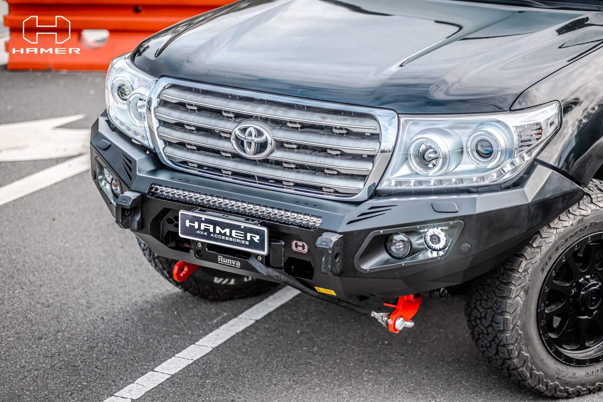 HAMER TOYOTA LANDCRUISER 200 SERIES 2010-2015 BULL BAR King Series (Incl. Rated Recovery Points)