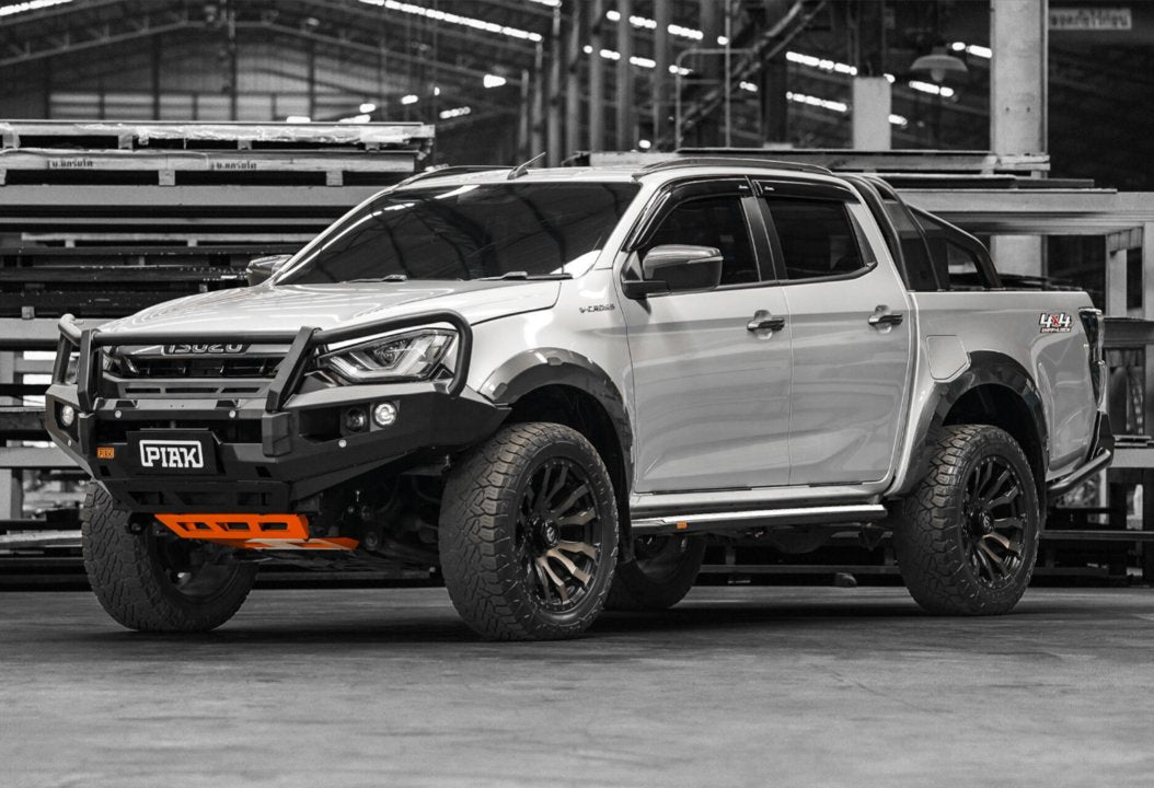 PIAK Elite 3-Loop Winch Bar Isuzu D-Max 2020+ (Black & Orange)