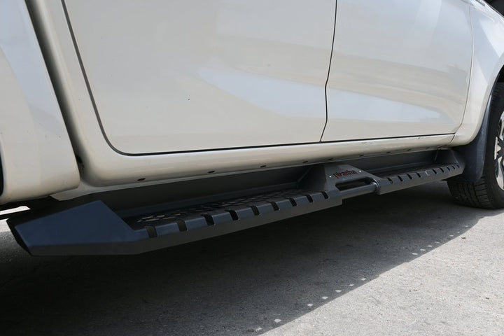 Side Step015-Isuzu D-Max 2020+