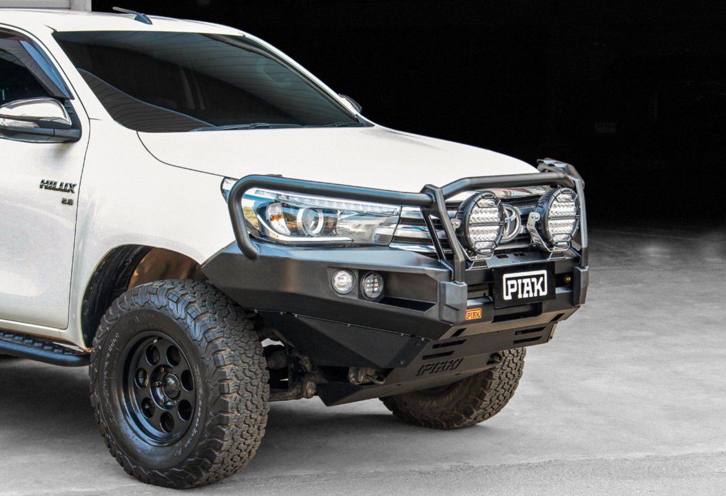 PIAK Elite 3-Loop Winch Bar Toyota Hilux 2015-2018