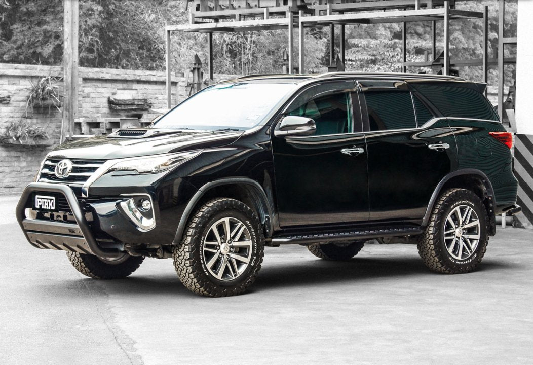 PIAK Offtrack Nudge Bar Toyota Fortuner 2015+