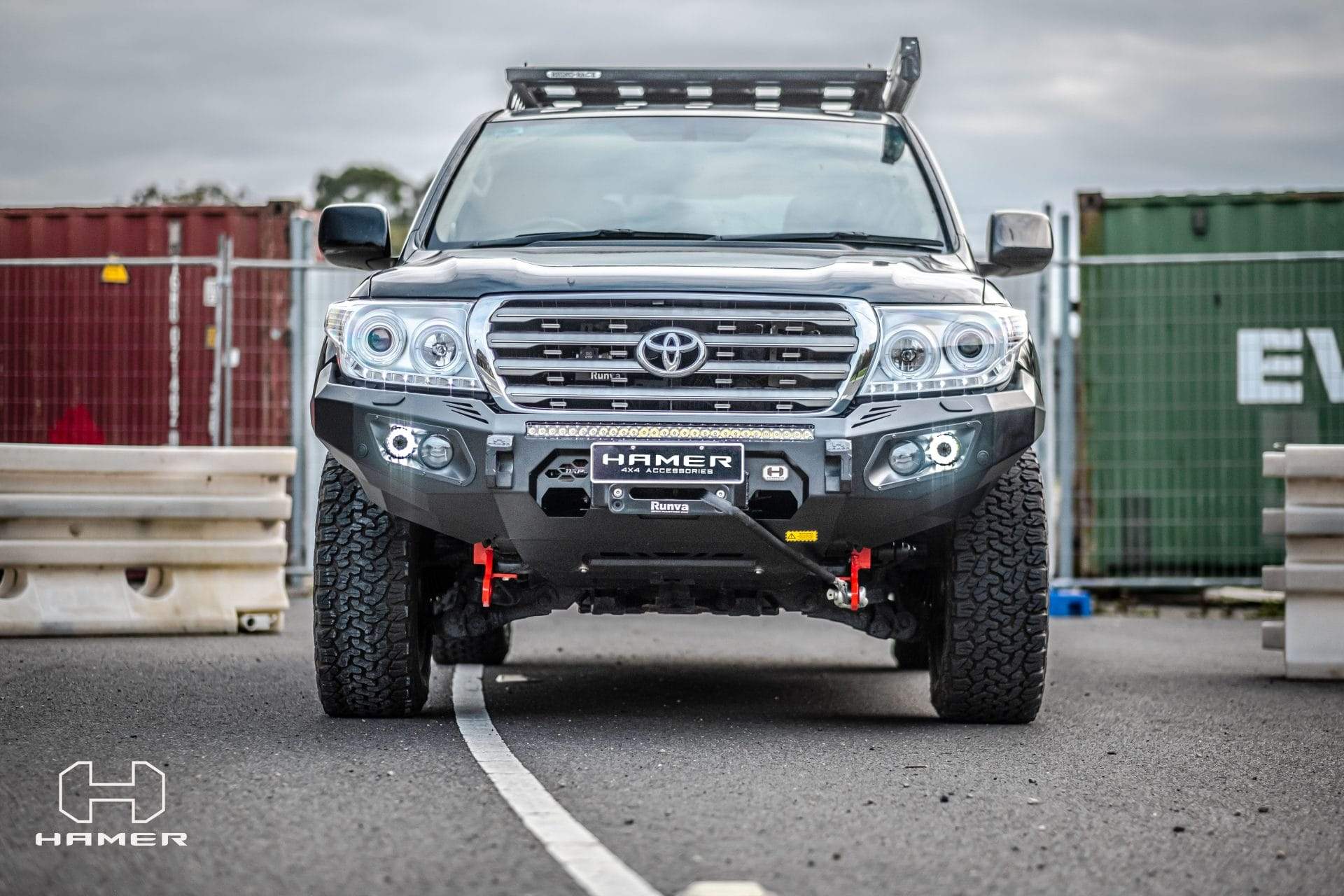 HAMER TOYOTA LANDCRUISER 200 SERIES 2010-2015 BULL BAR King Series (Incl. Rated Recovery Points)