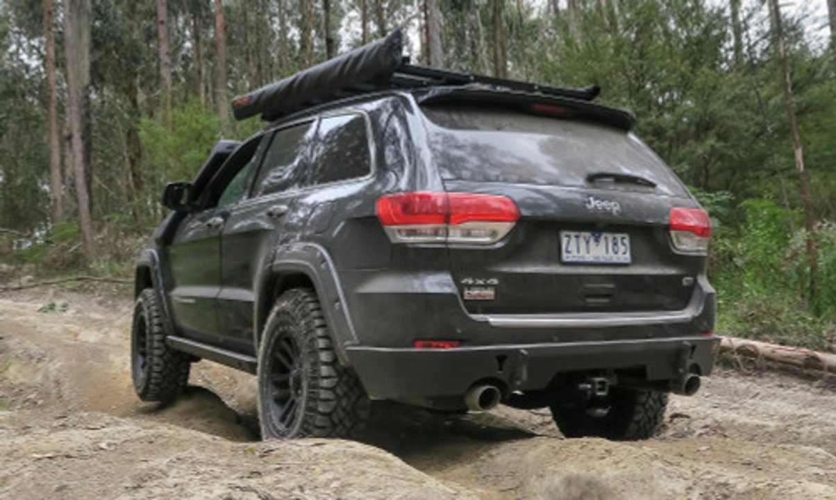 Offroad Animal  Rear bumper, Grand Cherokee Wk2 2011-2021
