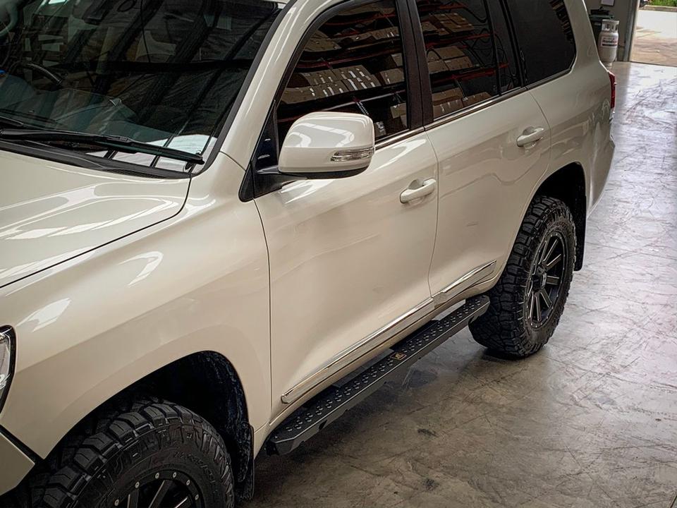 Offroad Animal  Rock Sliders, Suitable for Toyota Land Cruiser 200 Series, 2007 to 2021