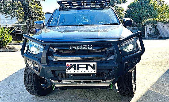 Full Bull Bar Isuzu D-Max from 2024 onwards complete with winch mount and foglight inserts - OEM indicators