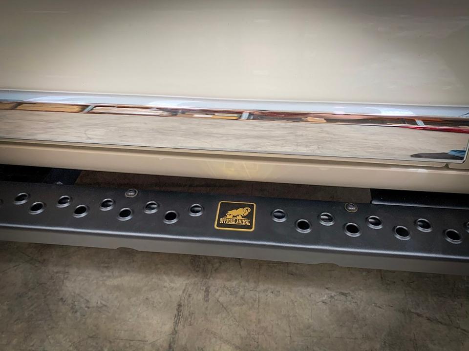 Offroad Animal  Rock Sliders, Suitable for Toyota Land Cruiser 200 Series, 2007 to 2021