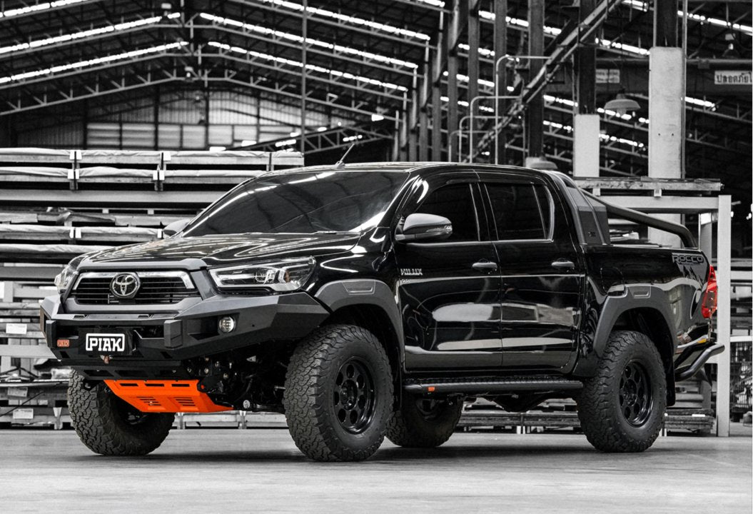PIAK Elite Non Loop Winch Bar Toyota Hilux 2020+ (Black & Orange)