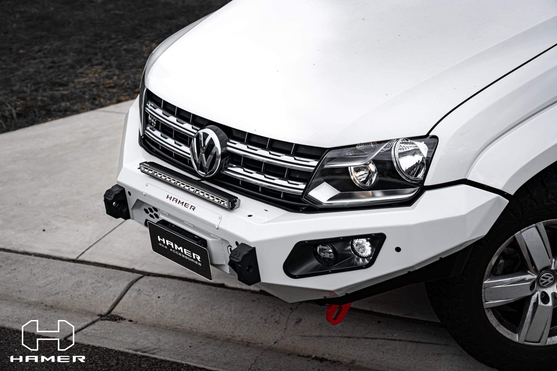 HAMER VOLKSWAGEN AMAROK 2010-Present BULL BAR King Series (Incl. Rated Recovery Points)